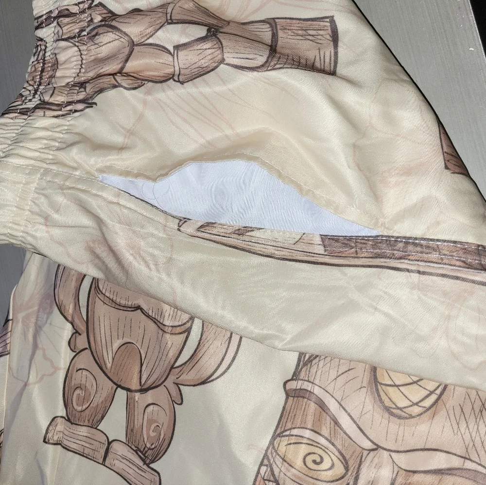 NWOT Men's 3XL Tiki Swimming 🏊‍♂️ Trunks - Picture 3 of 6